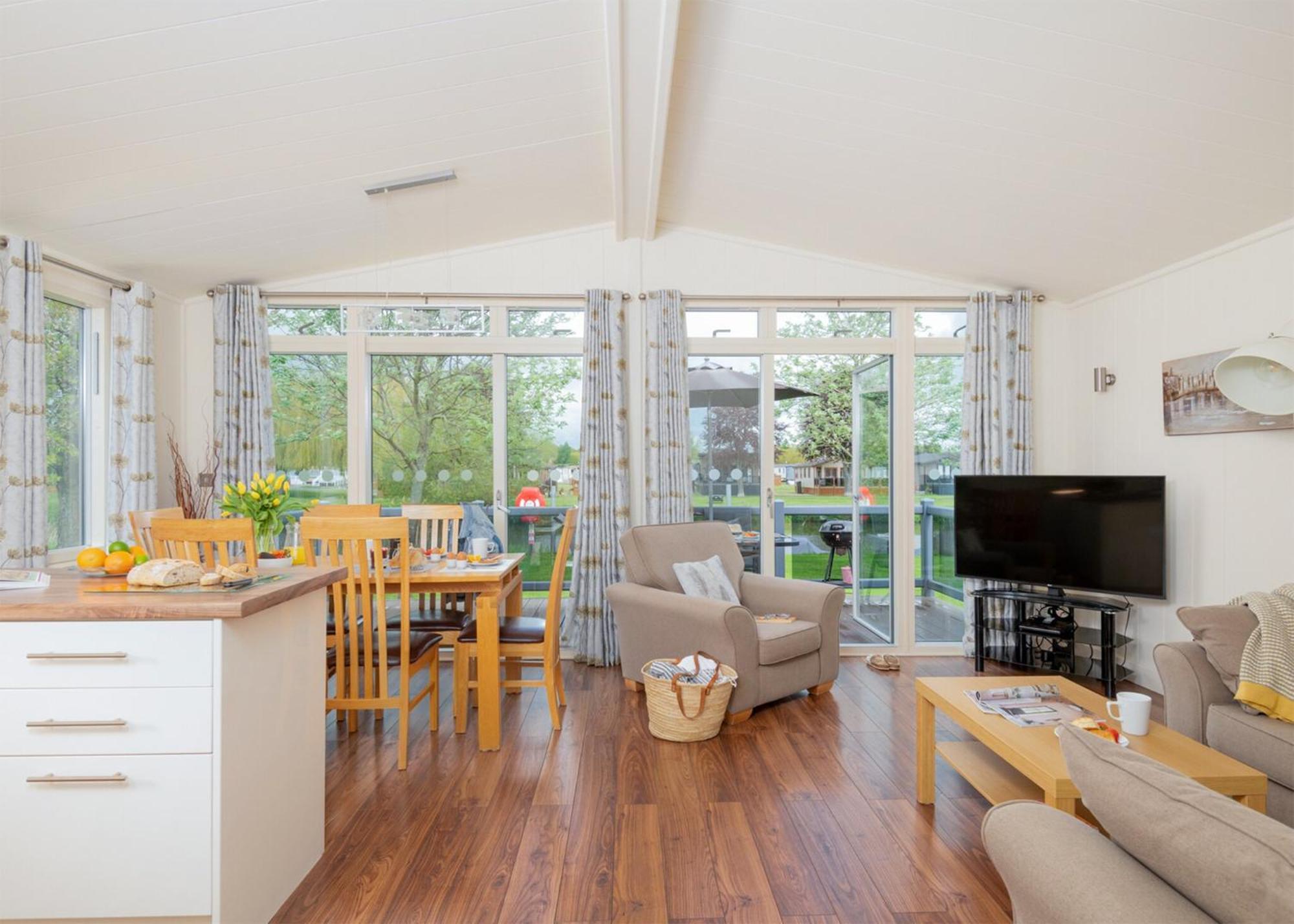 Riverside Park Стратфорд-апон-Эйвон Экстерьер фото